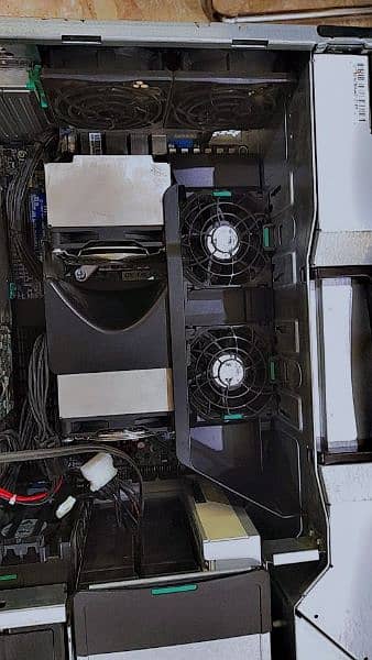 HP Z800 workstation and gaming pc with NVIDIA Tesla C2050 3Gb 384bit 5
