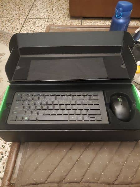 Wireless bluetooth and 2.4Ghz gaming keyboard and mouse. 2