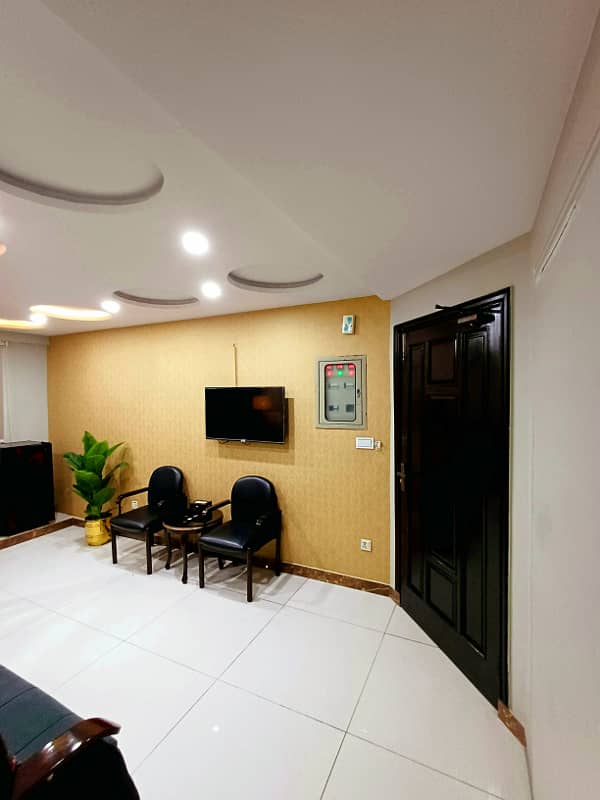 Luxury 1 Bedroom apartment available on Daily Basis 3