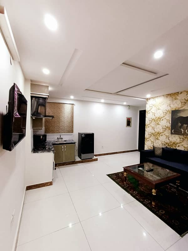 Independent Luxury Apartment available on Daily Basis 9