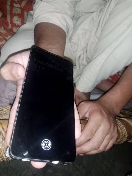 OnePlus 9 sim lock fresh condition all okay only phone Mily ga 1