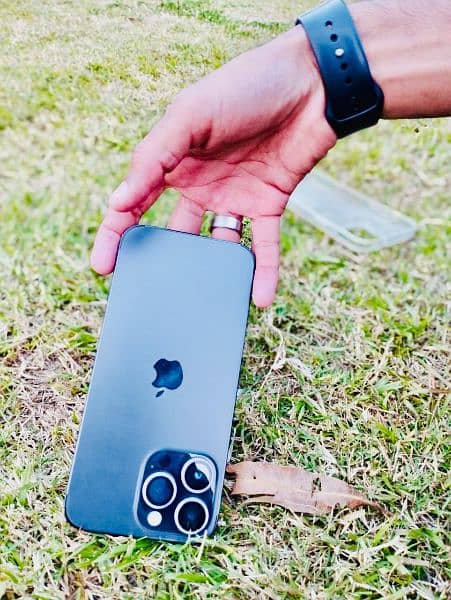 iphone 14 pro max 256gb contact this no only 03039683363 3
