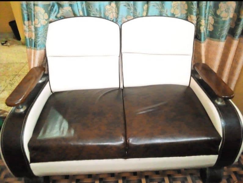 7 Seater sofa with center table 1