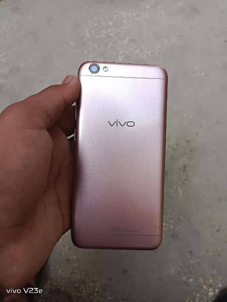 Vivo y67 4gb ram 64gb rom with front finger only mobile condition good 2