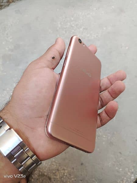 Vivo y67 4gb ram 64gb rom with front finger only mobile condition good 3