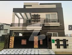 8 Marla brand new designer house B block behria orchard Lahore