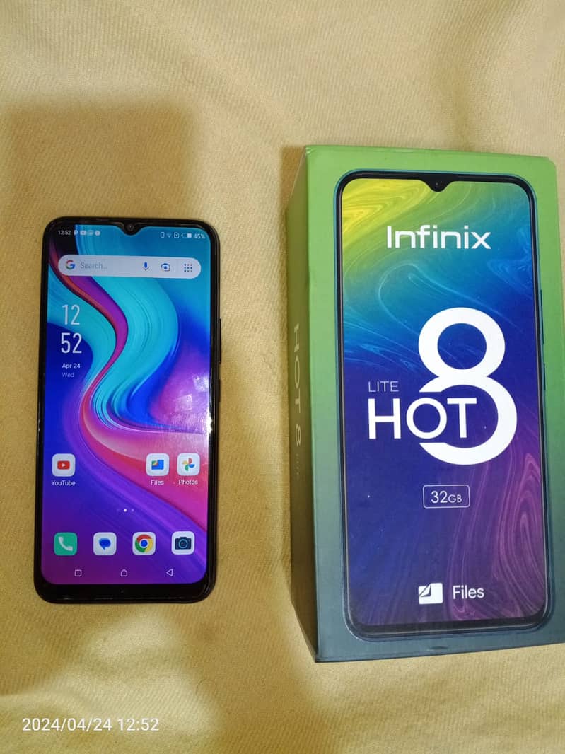 Infinix Hot 8 Lite 2/32G 1