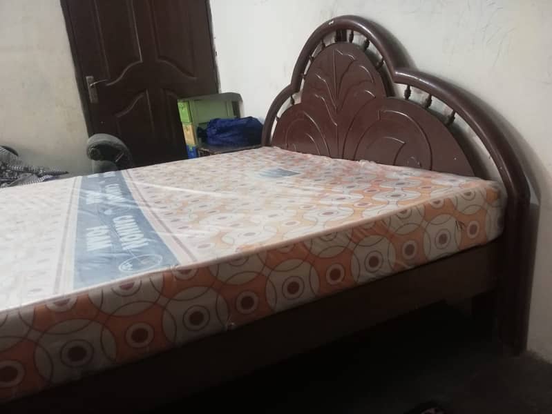 Double bed with Canon mattress 6 Inches Queen (6' x 6') 5