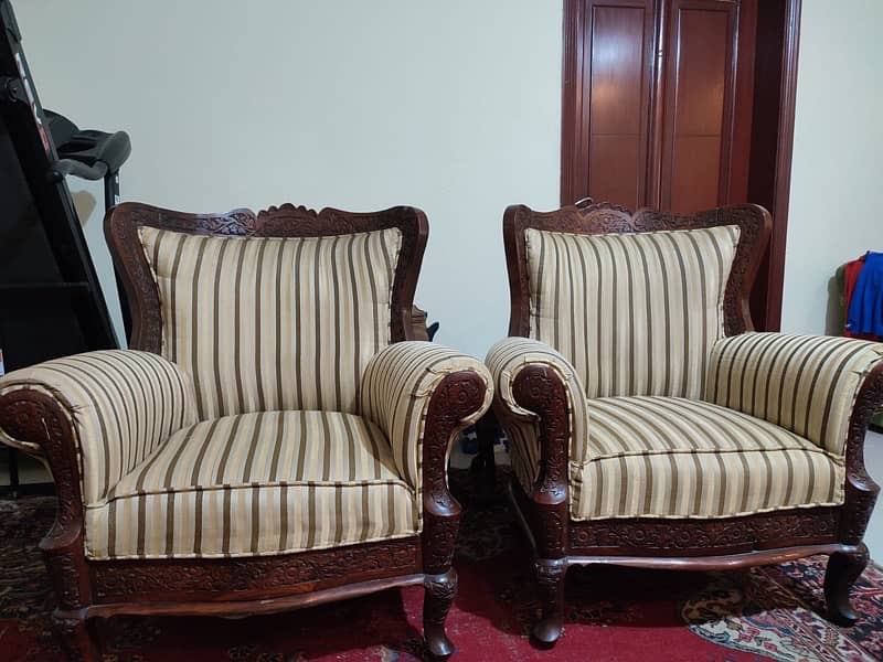 Sofa set for sale 8