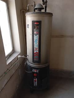 55 gallon geyser in new condition