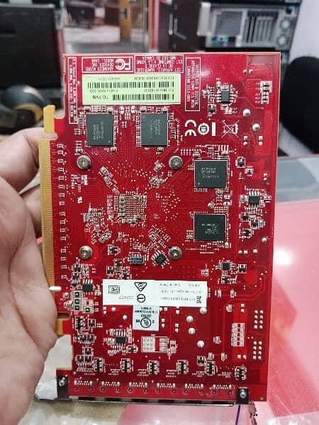FirePro W600 2GB GDDR5 6Mini DisplayPort PCI-Express Video Card 2