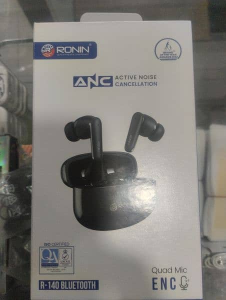 active noise cancelling earbuds 0