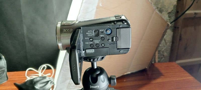 Panasonic Handycam ( HDC_SD9) 1