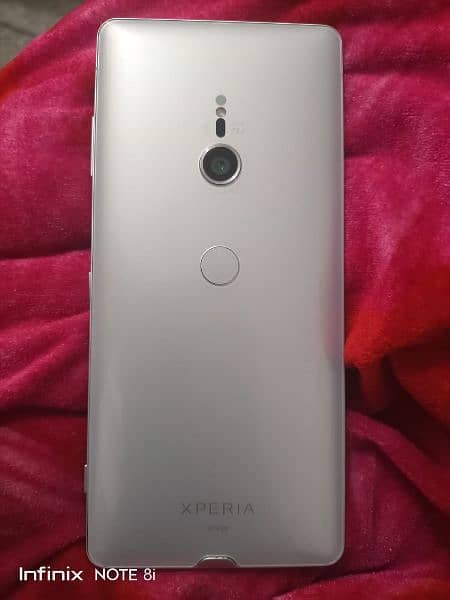 Sony Xperia XZ3. PTA approved. 5
