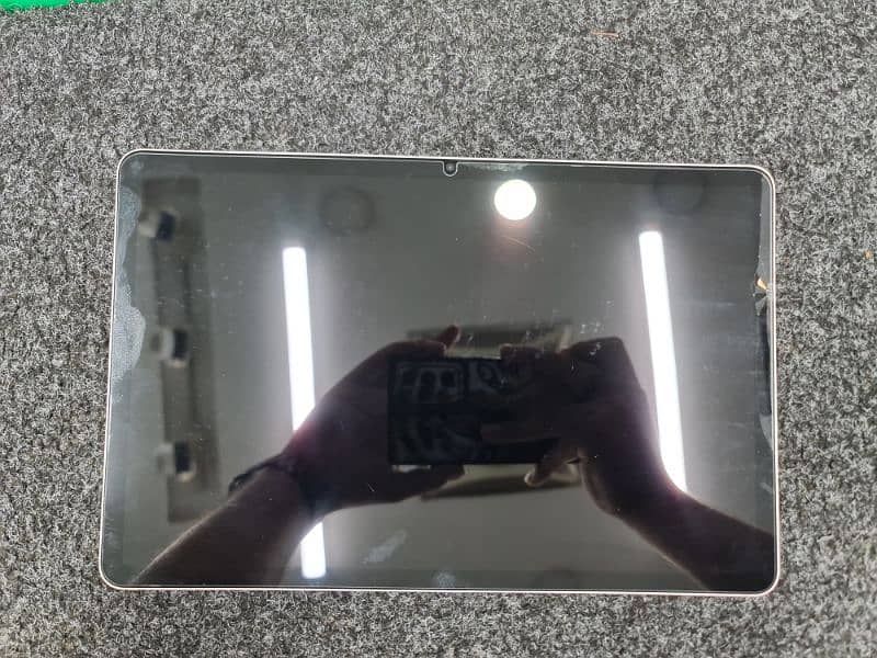 Samsung Tab S8 Glass Break 8/128 2