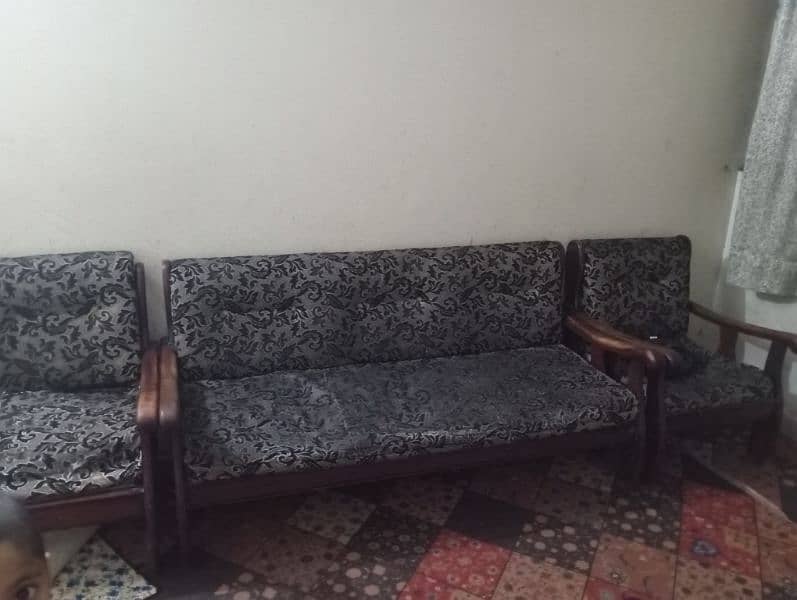 5 seater sofa for sale in CBR town Islamabad 2