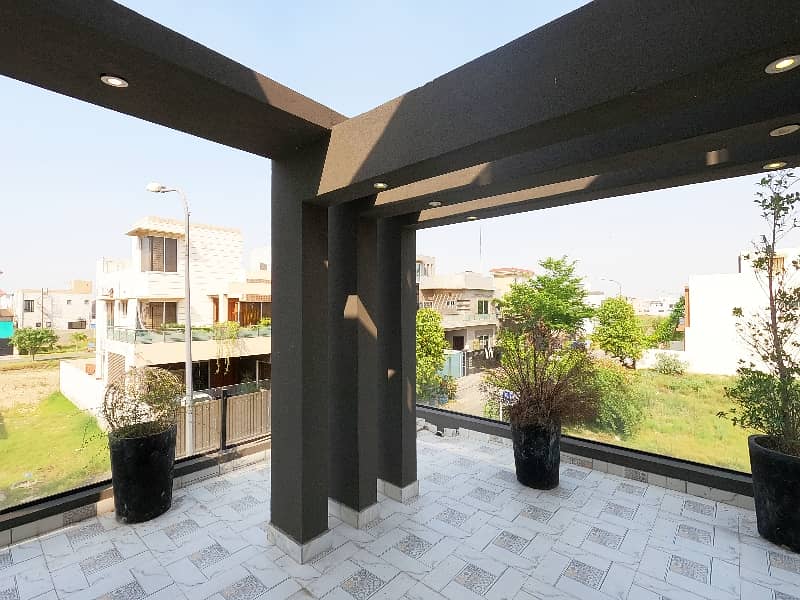Corner 10 Marla Full Basement Luxury House in DHA Rahbar Phase 1 23