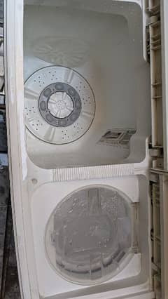 Kenwood Turbo Wash Washing Machine with spiner