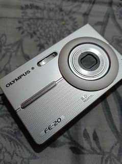 OLYMPUS digital camera FE-20