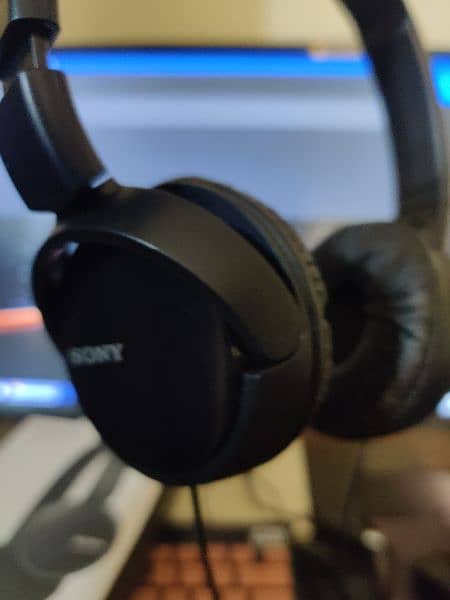 Sony MDR ZX110AP Official Headphones 3