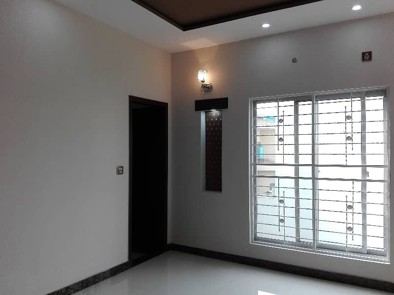 7 Marla Double Storey Corner House Available For Sale In Punjab University Town 2 Lahore. 0