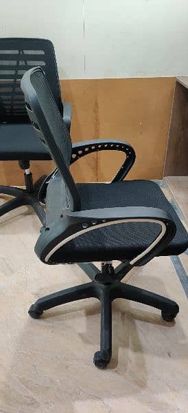 New Computer Chairs only 3 months used 3
