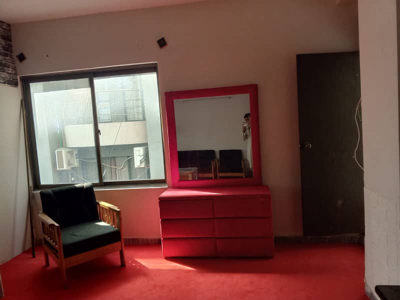 E11 daily basis furnished flat available for rent 7