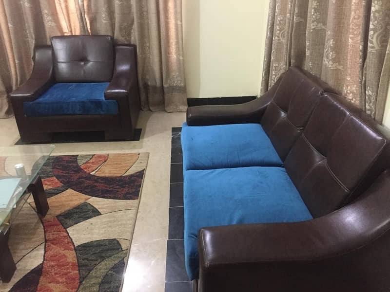 7 Seater Sofa Set in Perfect Condition 1