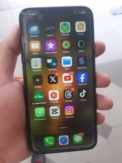 Iphone 11 Pro Max Non Pta Sim working from 9 months Just panel Change