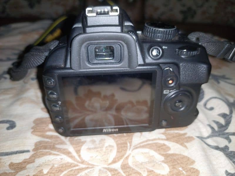 Camera Nikon 3