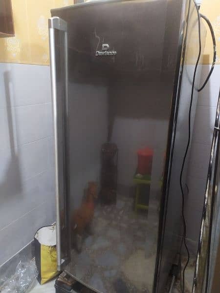 Vertical freezer 1
