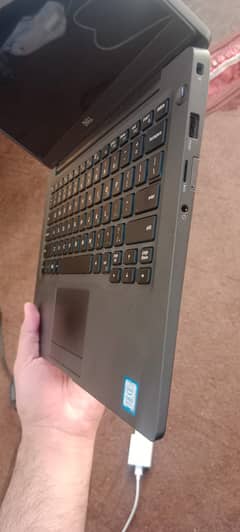 Laptop Dell latitude 7400 0