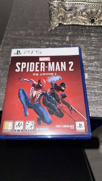 Spider man 2 game ps5  used only 1 month condition 10/10 2