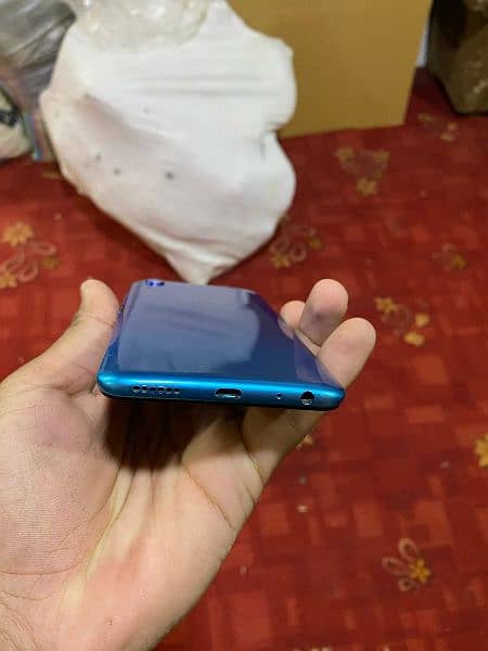 vivo 1823 without box and charger 2