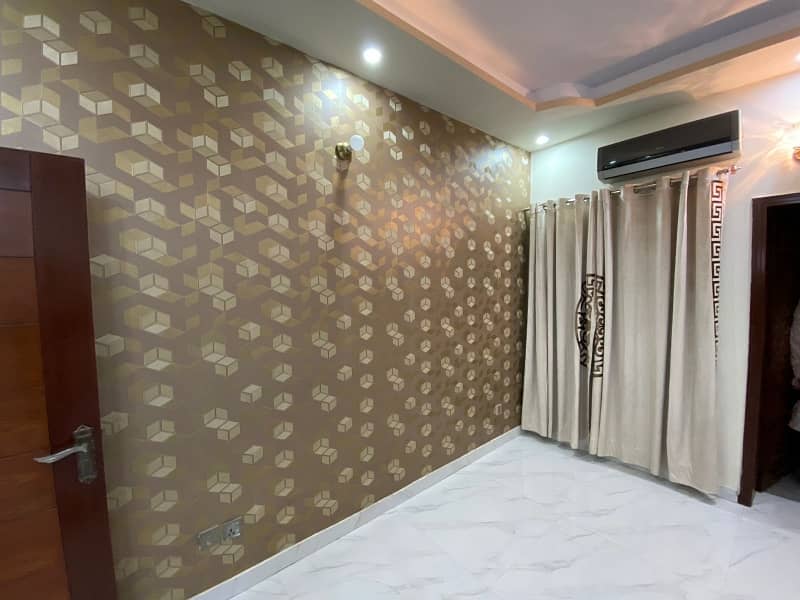 Brand New 10 Marla House For sale In Allama Iqbal Town - Umar Block Lahore 20