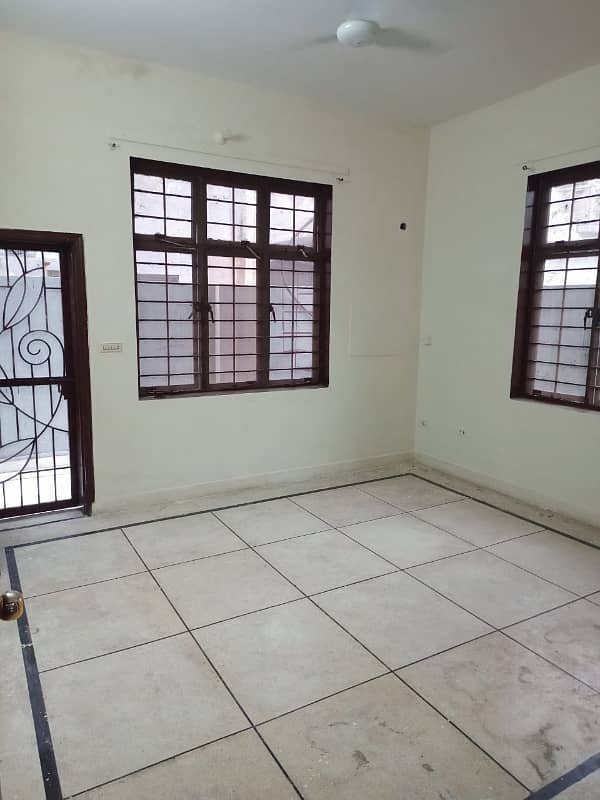 Upper Portion Available For Rent In Wapda Town 0