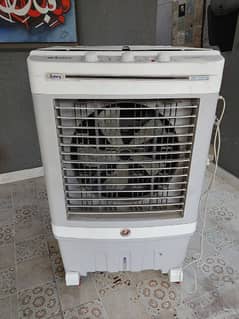 DC Air cooler with gel packs