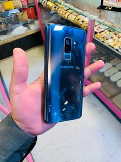 Samsung galaxy s9 plus 6 ram 128 memory