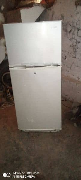 Haier large  fridge 4