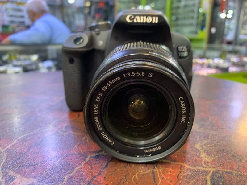 dslr camera canon 700d kit lens 18:55 1 year shop warranty 58000/= 3