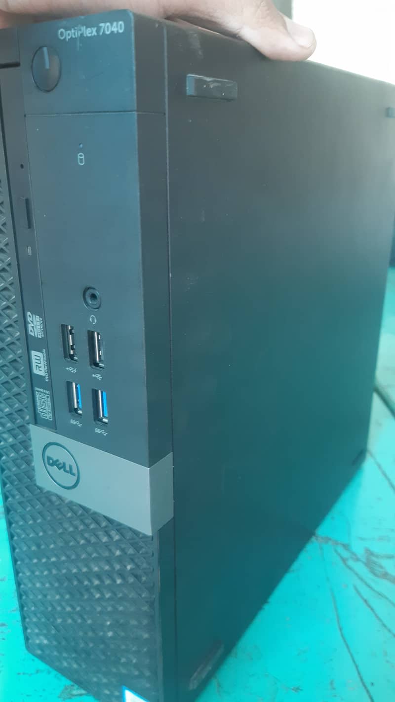 Computer Dell core i5 6th generation 0