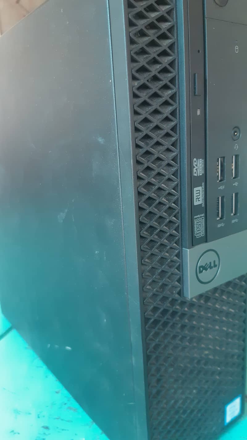 Computer Dell core i5 6th generation 3