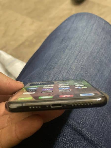 Iphone xs max 64 gb pta approved 4