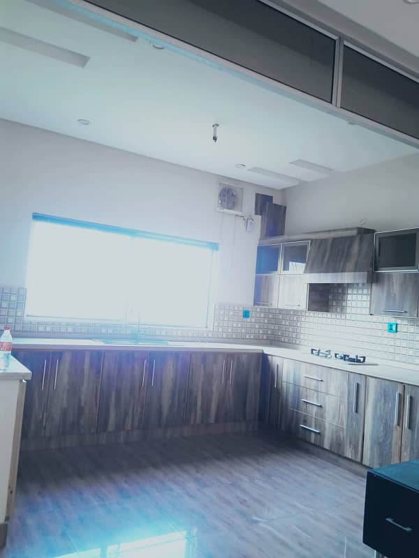 Kanal Upper Portion Available For Rent in LDA Avenue One 6