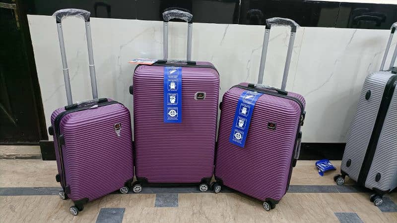 Luggage bags/ travel suitcases/ trolley bags/ travel trolley/ attachi 13