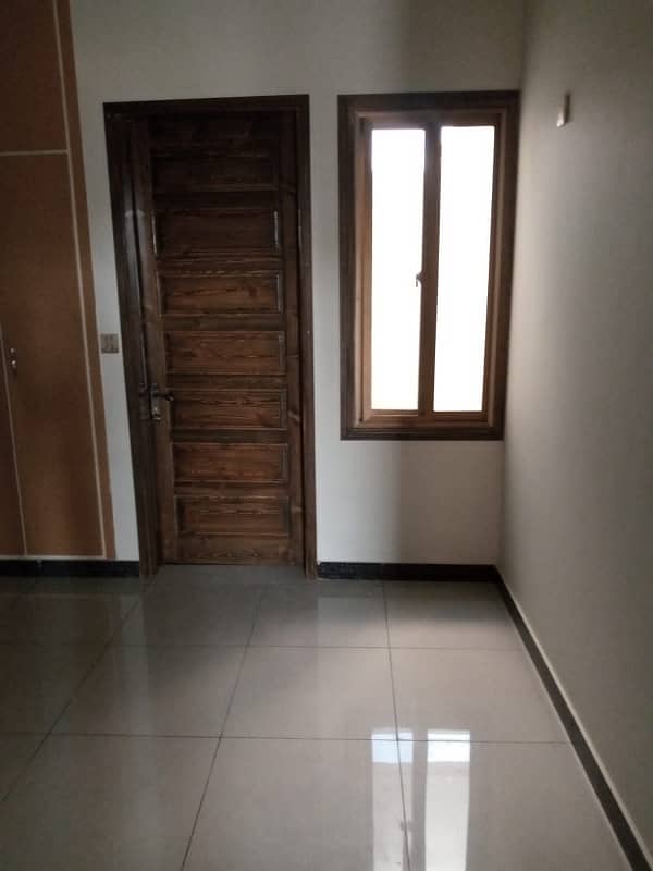 2 bed dd corner flat for sale in Tulip tower 8
