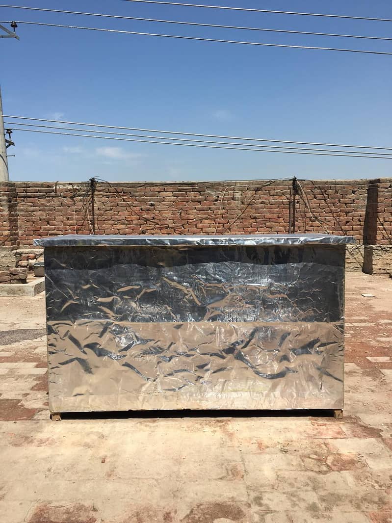 COUNTER FOR SALE COVER WITH METAL WATERPROOF SHEET 11