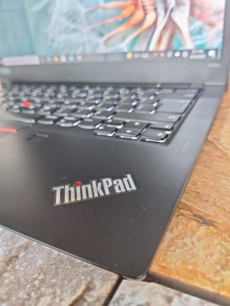 Lenovo Thinkpad t490s Touch Screen Core i7 8th Generation 16/256 6