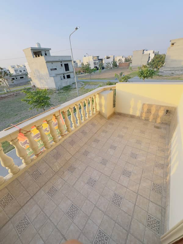 5 Marla House Are Available For Sale in Platinum Block in park view city Lahore 3