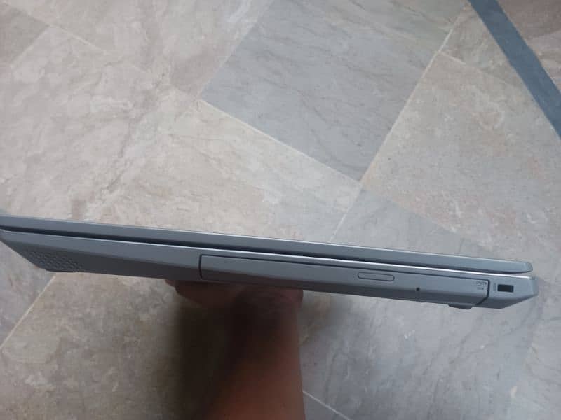 laptop for sale core i3 10th generation model Lenovo IdeaPad 3 FHD 10